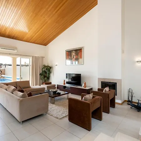 בית נופש Alegre By Sapvillas וילהמורה